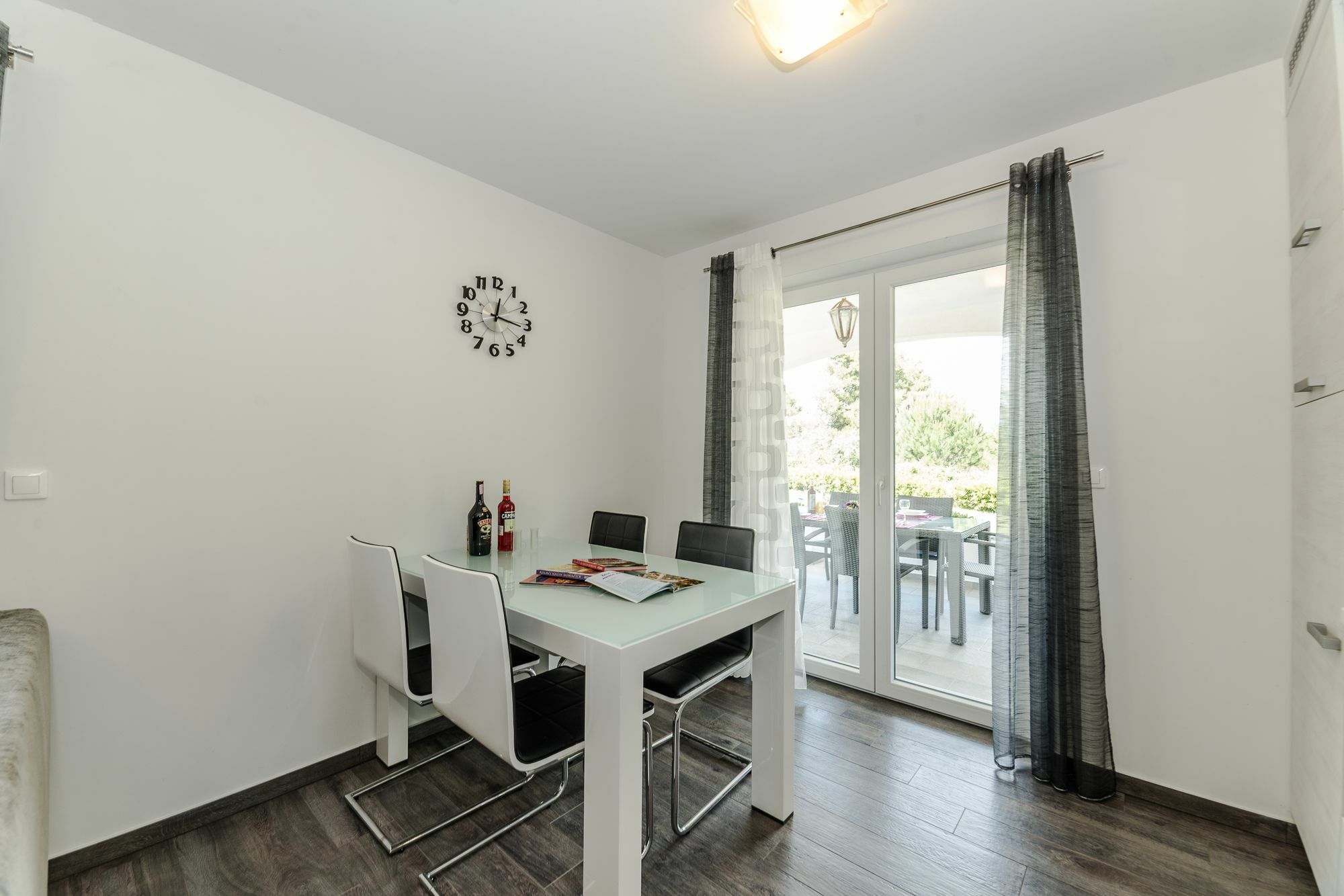 Apartments Basic Vir Exterior foto